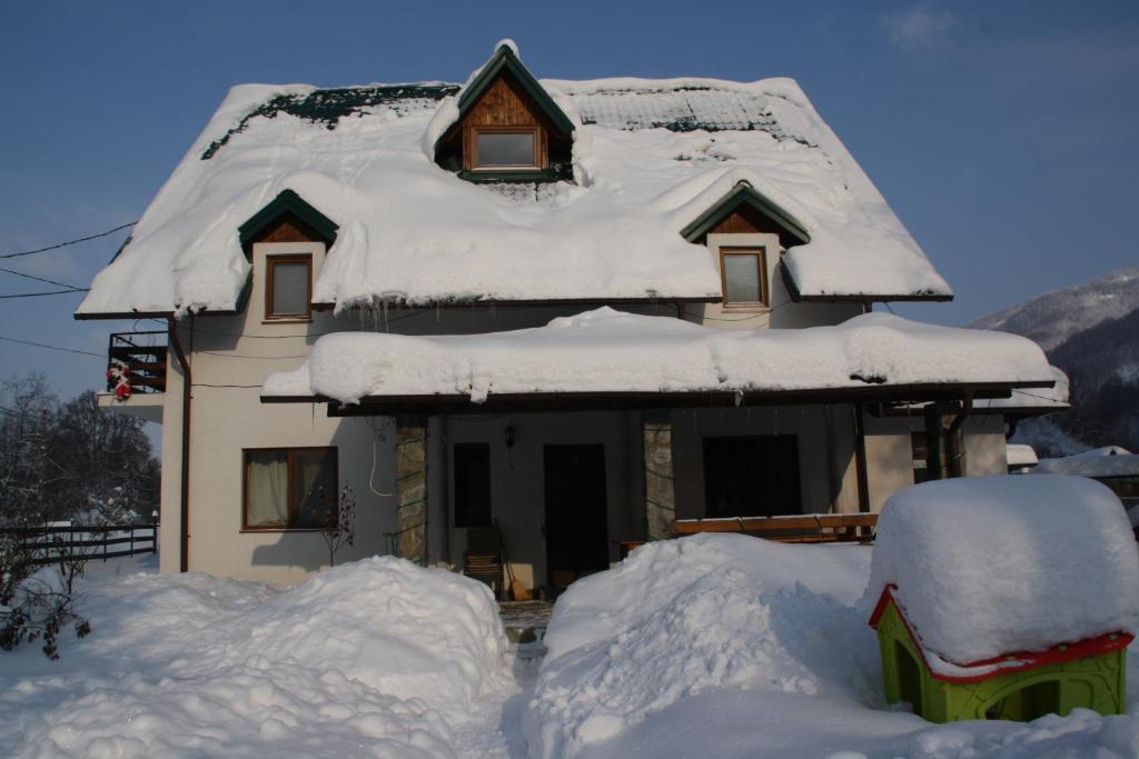 Hotel Vila Sucu Poiana Mărului Exterior foto
