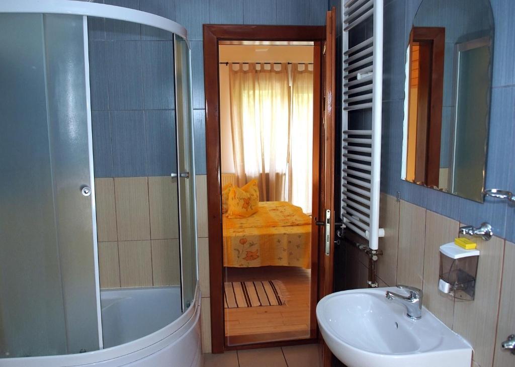 Hotel Vila Sucu Poiana Mărului Zimmer foto
